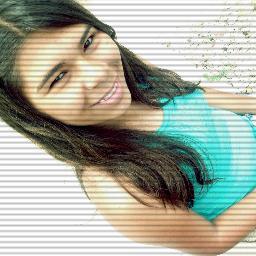 Heloisa Santos ; 15 anos ; Canceriana ; { 23.06} . Prima da @_IngridySantos & @AnnaClarinhaa_ . Luan Santana ♥ , Follow-Me ?! :)