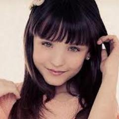 Teu sorriso mim faz...(Larissa Manoel Oficial)