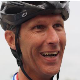 Race-Cross-Tourfiets: Giant. Renner Tour for Life 2011 team HWJNG. Anesthesiemedewerker, praktijkopleider Rijnstate. Schrijver Peperbus, https://t.co/EXNIPW06ea