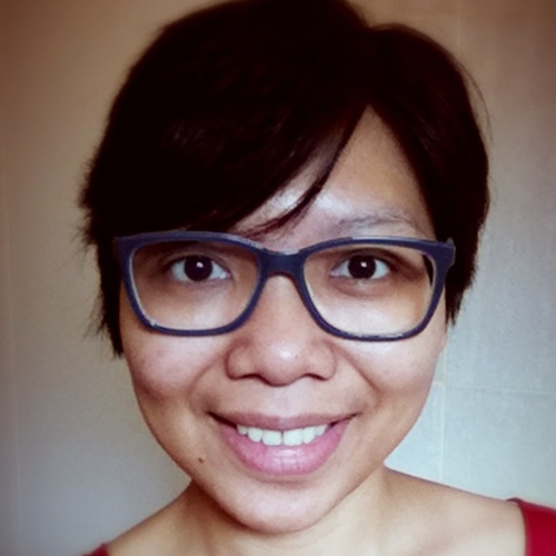 Wife. Proud mommy of Raska & Dindi. Loves to eat, and start running!