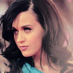 This is the part of me
That you're never gonna ever take away from me, no ♫... Minha bb, minha diva, meu tudo, meu mundo, eu amo a @katyperry.