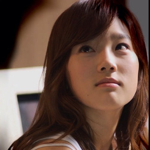 あんにょん。SNSDのててbotだよ。素っ気なくて冷たいかもだけどよろしくね?色んなbotさんと繋がりたいと思ってます。ぺんの子も大歓迎。みんな、気軽にふぉろ~してね。ふぉろーしたら@。お別れはblockだよ?  ※sorry japanese only