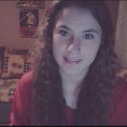 Hi.! I'm Klaudia.I'm 14 years old. I love football and 1D.
I'm DIRECTIONER. 3