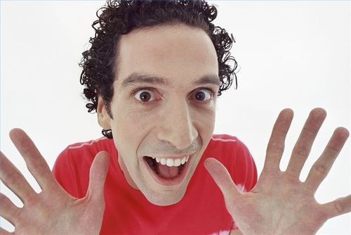 Doctorado en Retraso Mental por la Universidad de Cuenca. Hablo español, inglés, francés y a veces por teléfono.