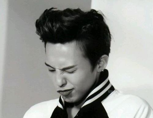 sskss21's profile picture. EXILE、BIGBAHGファンクラブ会員。ATSUSHI、ジヨン、スンリBiglaaaav///じぇーけーなぅ(笑)