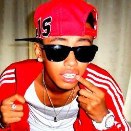 ☇ Just Follow Me & I'll Follow Back , Simple As That ; Since You're Currently Peeping , Might As Well .  ‡ J∆nu∆ry 5th ‡
