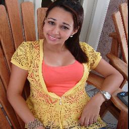 Tecnóloga em Gestão Ambiental...18 anos,Noiva.Santista Roxa
Todos vivemos dias difíceis,mas nada disso é em vão!!!