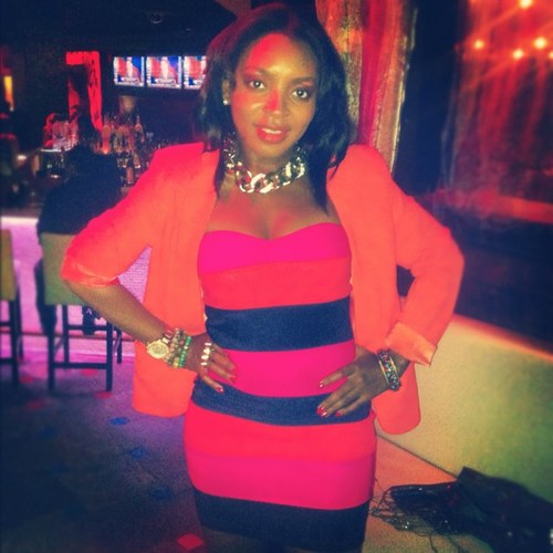 UpTown Chic LLC provides high-quality fashion event planning, wardrobe styling services, affordable clothing and CHIC accessories!
