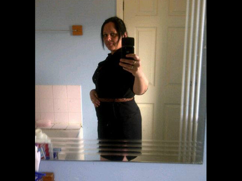 Love rugby...hull fc fan.....boxing!I have 4kids bf nd my job is a carer love it,love meetin new ppl :)) x