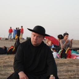 English Benedictine Monk, only 28, but ravaged by virtue! Always pleased to communicate with friends old and new, do send me a tweet and I'll get back to you.