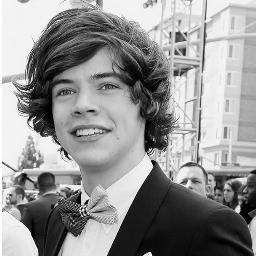basically i love harry styles, liam payne, louis tomlinson, niall horan and zayn malik. Follow my other account @abbiekxx :) follow me + ill follow you.x