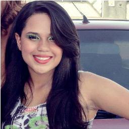 Prefiro ser assim com os meus mil defeitos, do que fingir ser alguém que eu não sou . /  fã do @_tomate *-*