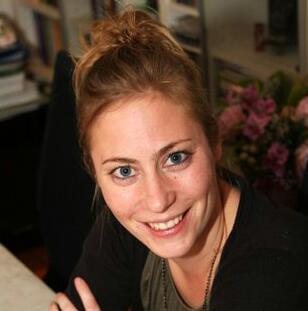 paulinetenveen's profile picture. Medewerker bij Achmea | Vrijwilliger Rode Kruis | Vriendin van @evanluxzenburg | EHBO'er / BHV'er | SIGMAlid | (oud) Hockeyster