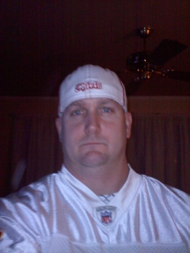 A father,husband and true yinzer....1 tweet at a time! yinz bitchessssssss!