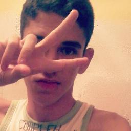 bio tá ocupado fazendo sexo com a bia.

http://t.co/jAZ3QVp5