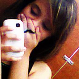 Prefiro ser Feliz do Que ter Razão.
- Mel Fronckowiak
