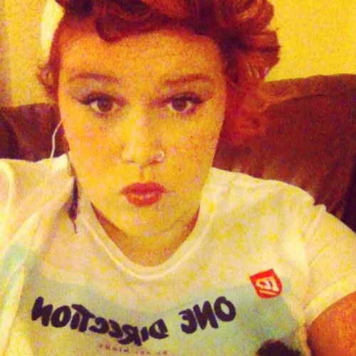 tbh not really much you needd to no about me iall you need to no is that im a onedirection fan for life and a bieber fan for life and thats ,e :) xxx