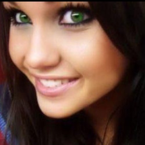 Nilofer_n's profile picture. شكـــــرا للمواقــــف التـــي علمتنـــي كيـــف اعطـــي لكـــل شخص قــــدره