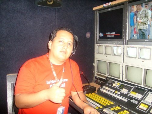 Soy Comunicador Social Periodista y Productor Audiovisal  para diferentes canal de television nacional