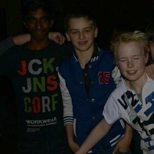 vidushan030's profile picture. 