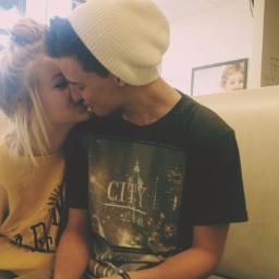 edvarts11's profile picture. 