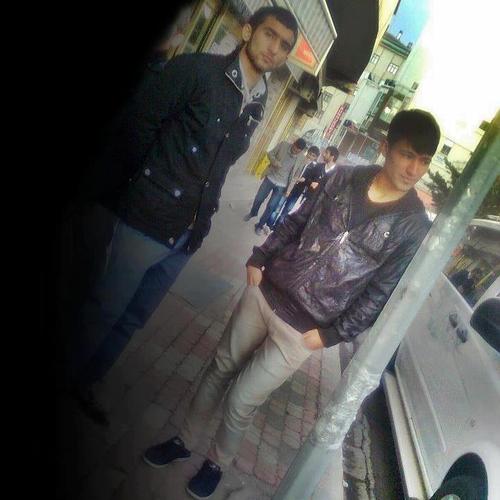 YcLfa's profile picture. 