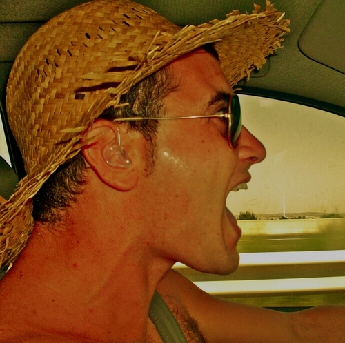 FlixParejo's profile picture. Estudiante EUITOP (Ingeniería Civil), estar loco es mi razón de ser, disfruto del buen comer, beber y fumar. En mis ratos libres práctico el hijoputismo.