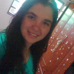 Sou uma menina feliz e contente...amo servir ao meu Jesus...ele é tudo pra mim!!!