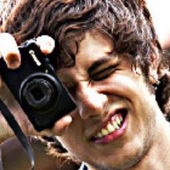 Ele é Retardado , ele é Lindo , ele é Inquieto , ele é Safado , e ele é (Amigo)  da Mel , Ele é Nosso Ídolo... @ChayLeao  Donas @RebeldesBH_ & @AmrPorMelPhia