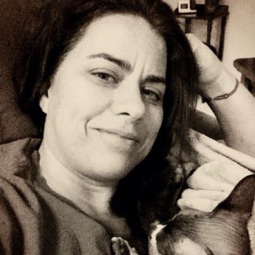 Sphynx lover..Bengals fan...dog groomer...nature enthusiast..born and raised in Cincinnati...currently living in sunny Florida.