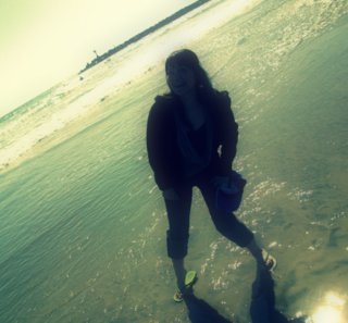 bodykaizou's profile picture. アメリカ生活そろそろ10年目。車社会にどっぷりと浸かっていたら、運動不足であちこちのお肉がたるんでいた。毎日2000歩も歩かないので、大反省。元健康オタク、本日から肉体改造計画実践します。一人だとくじけそうなので、一緒に励んでくれる人がいるといいな。