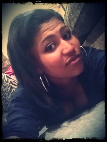 LadyYungDiamond's profile picture. I'm sure yu already heard of me.!  I'm nothing and everything like how you'd imagine a lady. To real to ever be fake .