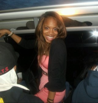 Sondemonde's profile picture. just trying to live life like everyone else :)