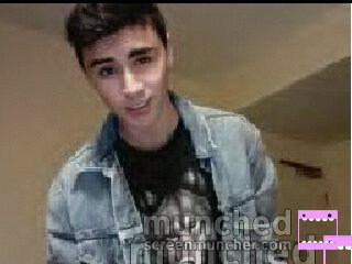 Danbruvygm's profile picture. 15, I like to sing and eat