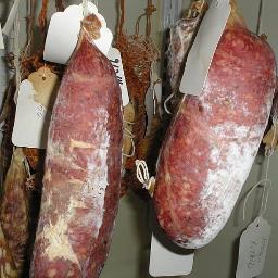 Raised in NJ, 10 mins from NYC. I cook,make dry cured sausage,sopressata and, more. Chef2 wife ❤️ our puppy. 🦋https://t.co/n121MpCW6T
