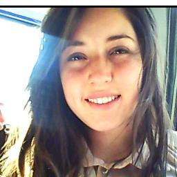 Amante del amor y la diversión.-
Extremadamente cabra chica :$ enana pequeña tierna y regalona *--*
