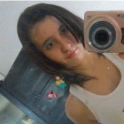 Quem me conhece,nunca esquece…
♥ Quem provou, adorou,…
♥ Quem não quis, se arrependeu…
♥ Eu sou simplesmente EU….