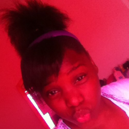 truthsetfree221's profile picture. 