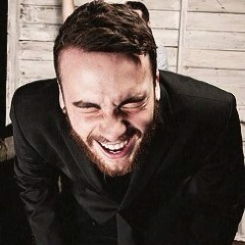 Fan base of the most amazing guitarist in the world, TAYLOR BENJAMIN YORK. We're here just to show him how many people support him & love him! Join us! x