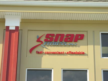 Snap Fitness Newtown is a convenient and affordable gym located at 123 S. Main St. Contact us to learn more! 203-304-1487 
http://t.co/JSc5ifMx