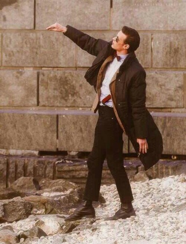 Pictures and quotes from or about Doctor Who :)