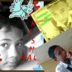 menjadi diri sendiri itu lebih baik
keep smile
:)