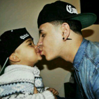 _Teenager_Talk_'s profile picture. TeenagerTalk Is A Blog about Swag-Notes and Having A Laugh. IFollow Back.