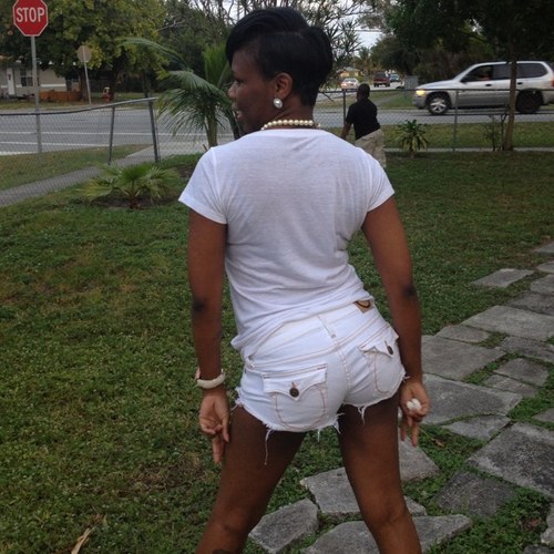 reddicklatrice8's profile picture. 