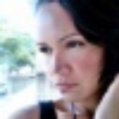 Estudante de Comunicação Social/Rádio.Produtora de conteúdo Audiovisual.Cinéfila.Consumista das coisas boas da vida!