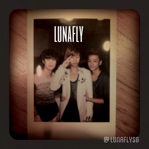 A Singapore fanbase for LUNAFLY. Members: Sam, Teo & Yun~ ^^
Fan name: Lukies!
LUNAFLY YT: http://t.co/WPkPXtiZZ3
Contact: LunaflySG@gmail.com