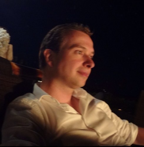 jrnglng's profile picture. *30-something *lives in the netherlands *married to a chilanga *ex-londoner *world traveller