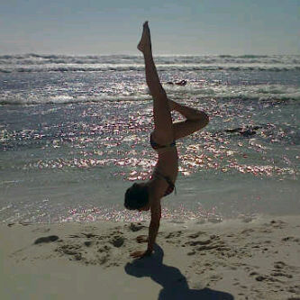 Plz follow me :D !!!! ♥ x.