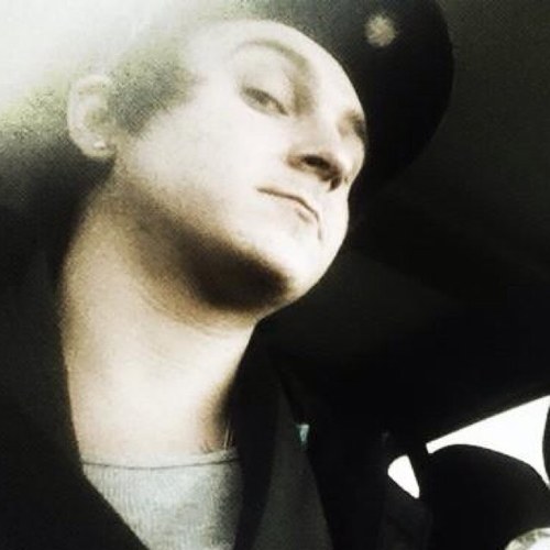 Mitchel Musso fan. Check out my site! http://t.co/2VKIHQ0w