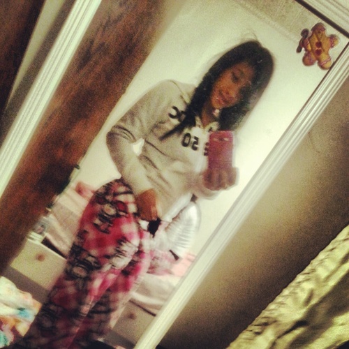 ~ we live in a world where if you tell someone a secret everyone knows , people get high , grades get low ♥